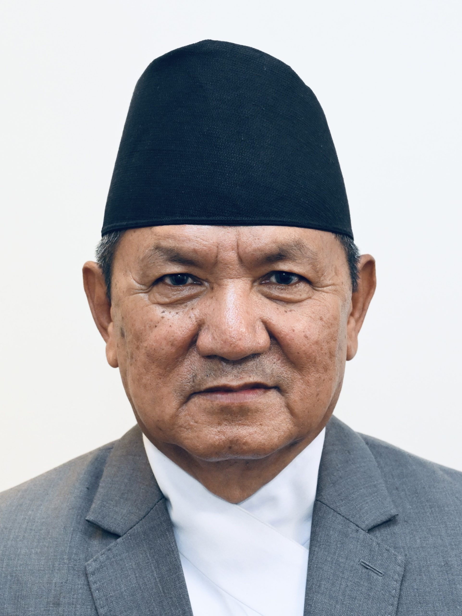 Read more about the article एमालेकै छोराछोरी बालेनको साइबर ग्रुपमा छन् 