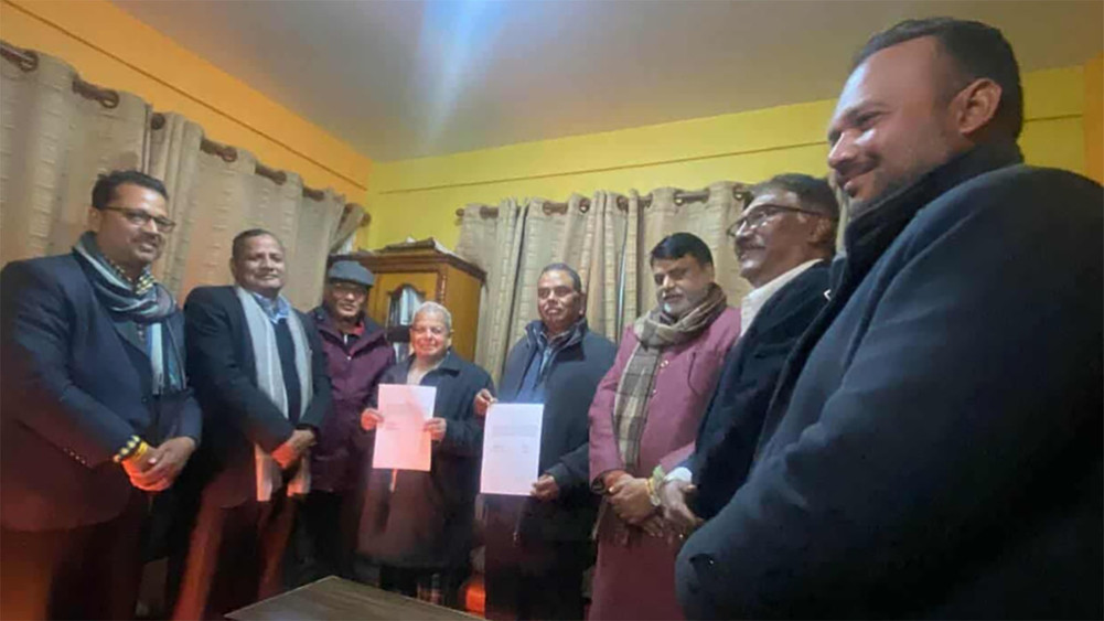 Read more about the article मधेस केन्द्रित दुई ठूला शक्ति अब एकै ठाउँ: जसपा नेपाल र लोसपा एकतालाई निर्वाचन आयोगको औपचारिक छाप